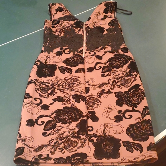Mauve Midi Dress with black floral (velvet) Small - Picture 2 of 4